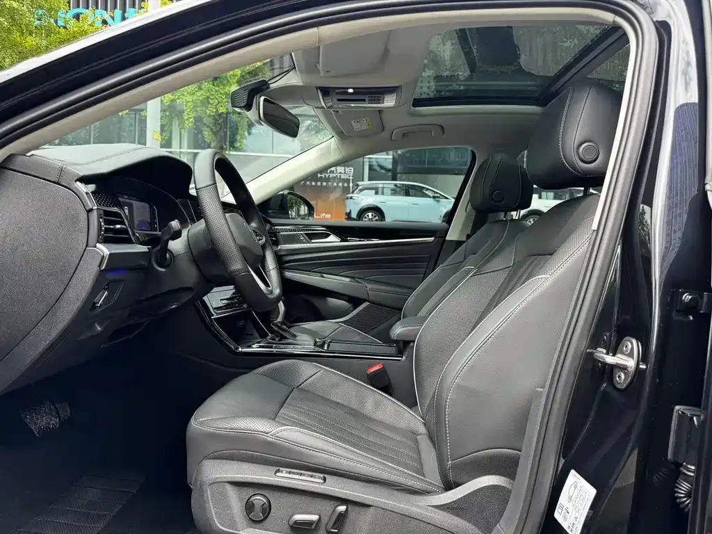 Volkswagen Passat — фото 5