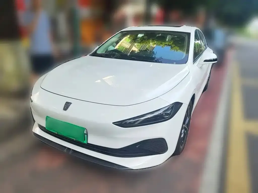 Roewe D7 — фото 1