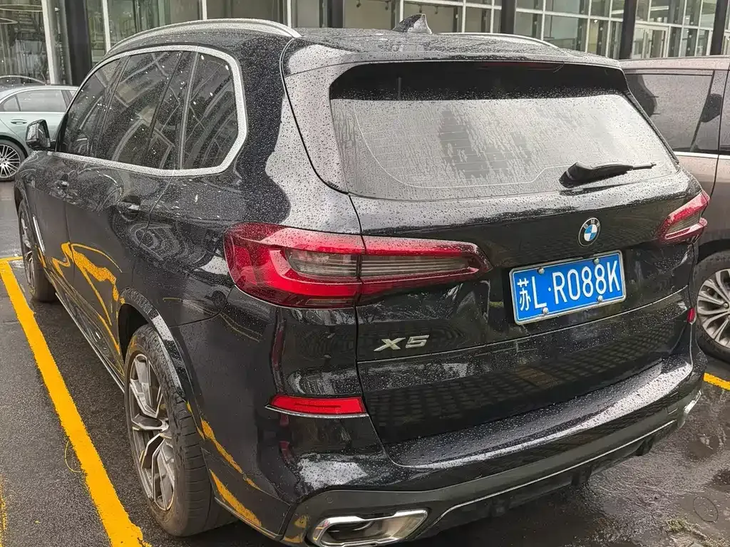 BMW X5 — фото 4