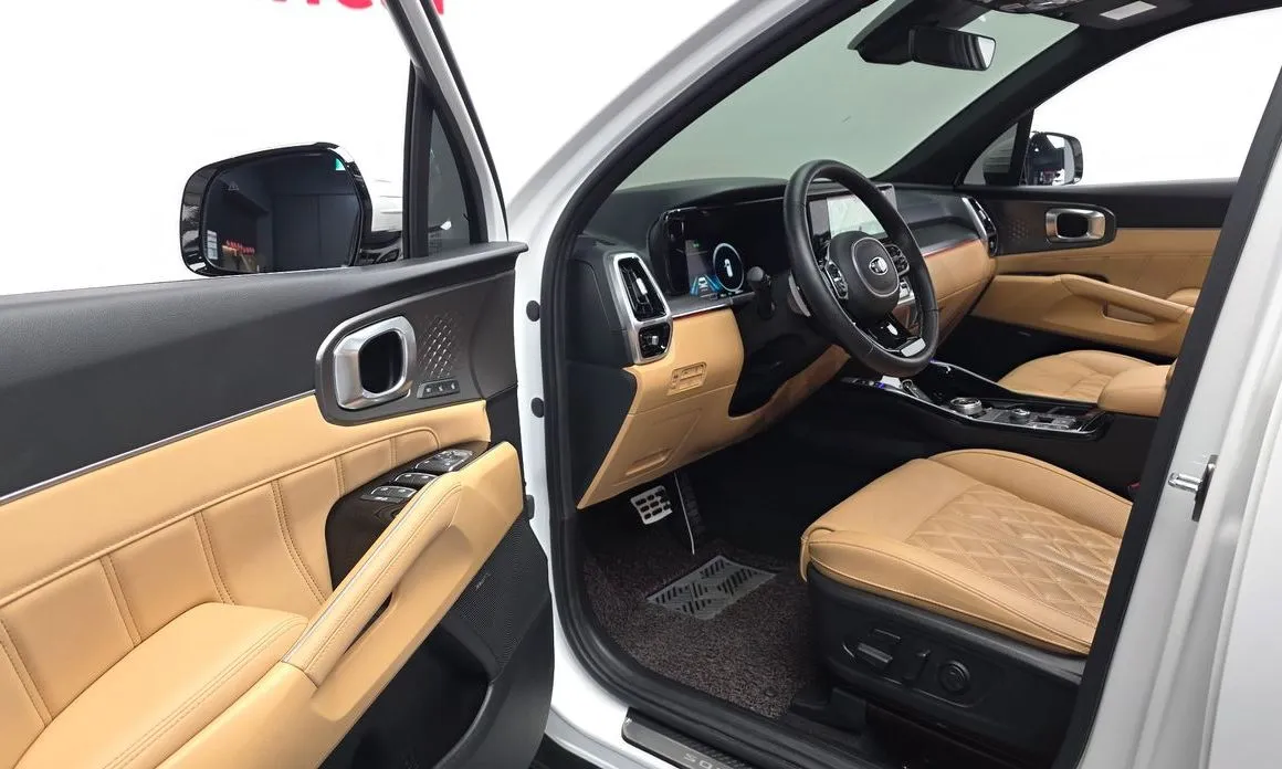 Kia Sorento — фото 7