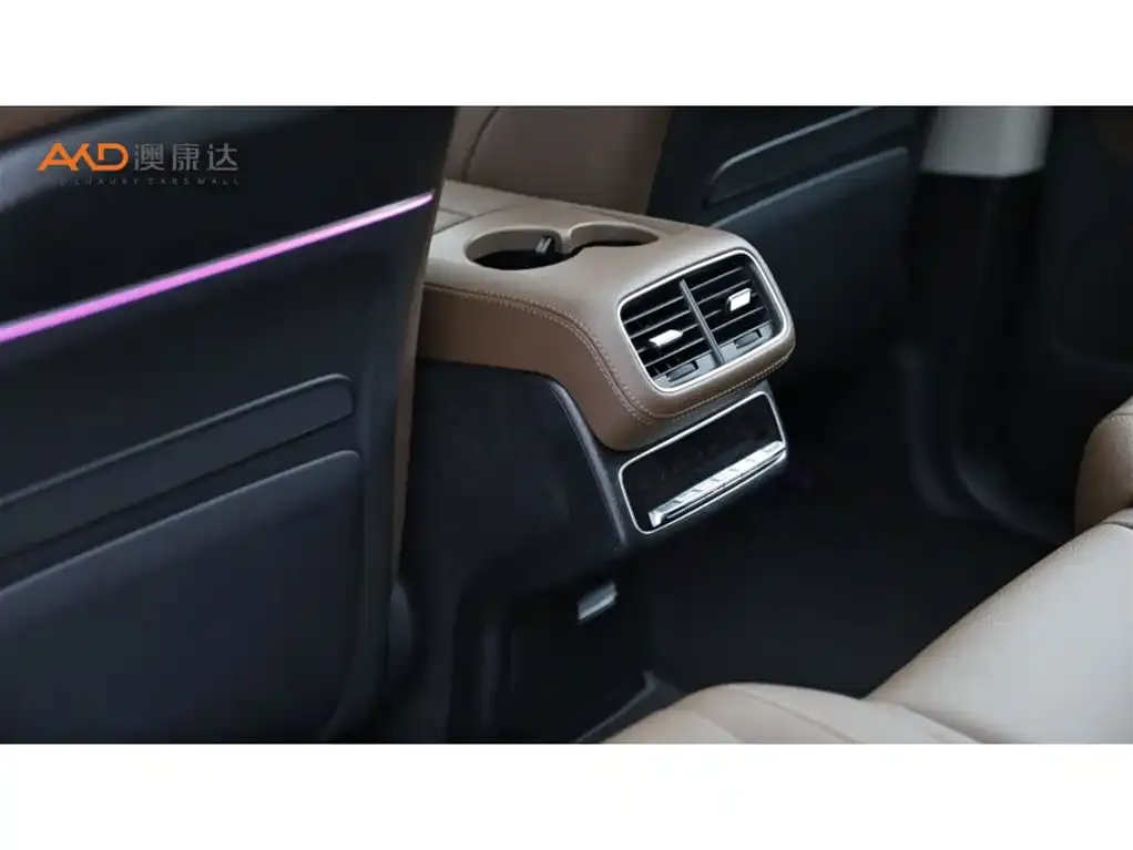 Mercedes-Benz GLS — фото 10