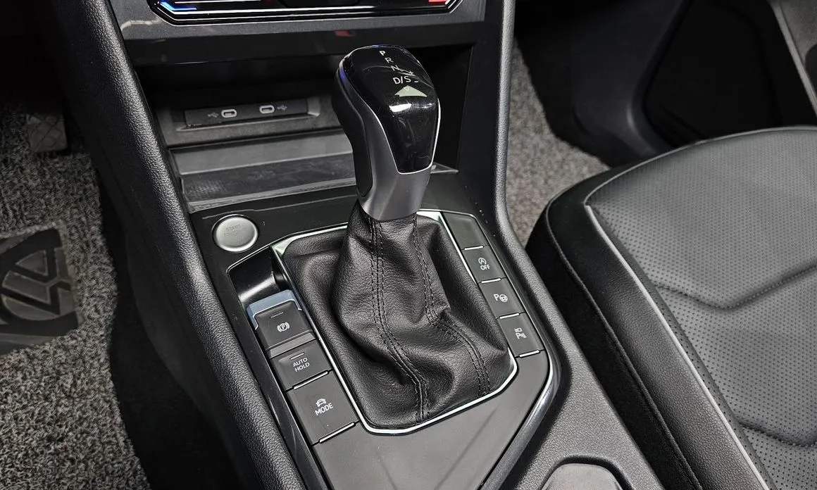 Volkswagen Tiguan — фото 9