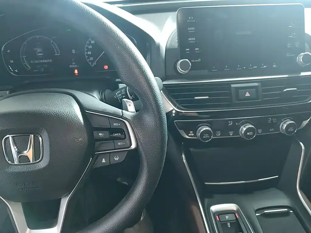 Honda Inspire — фото 10