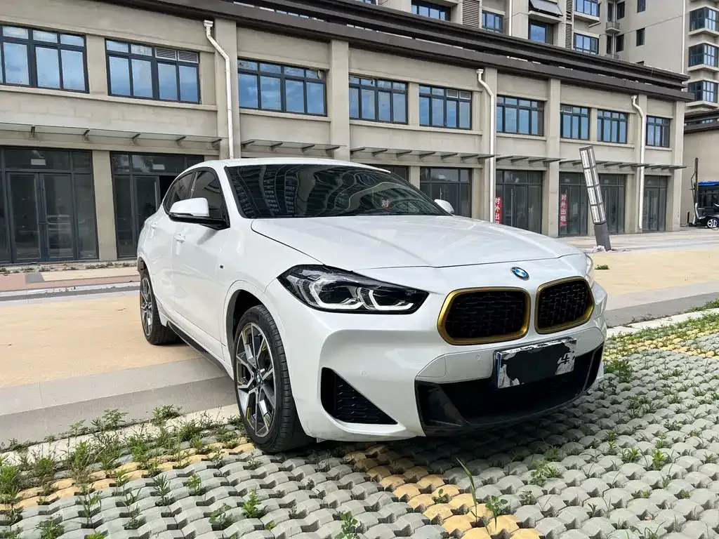 BMW X2 — фото 8