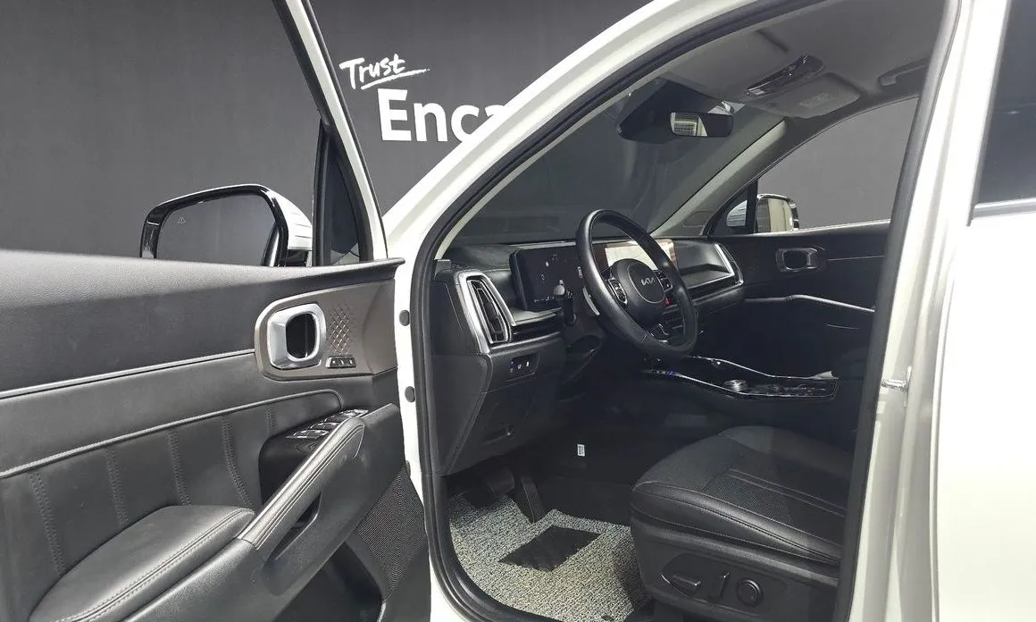 Kia Sorento — фото 6