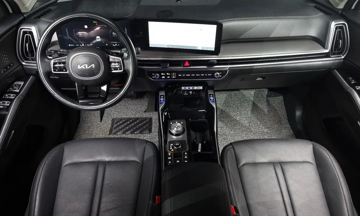 Kia Sorento — фото 10