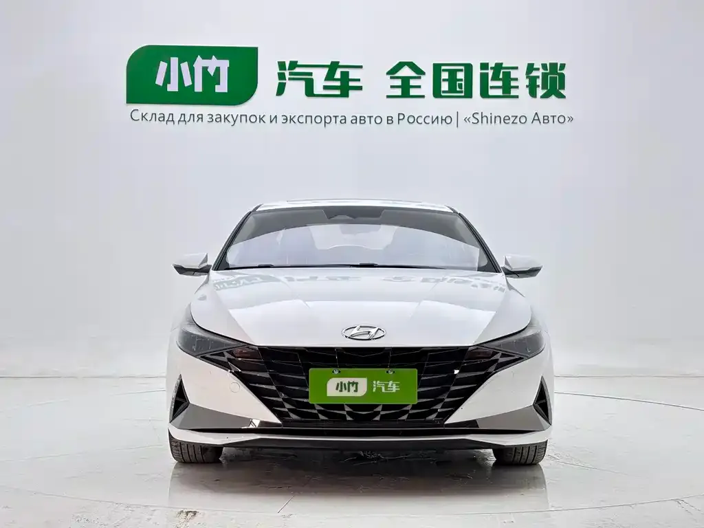 Hyundai Elantra — фото 7