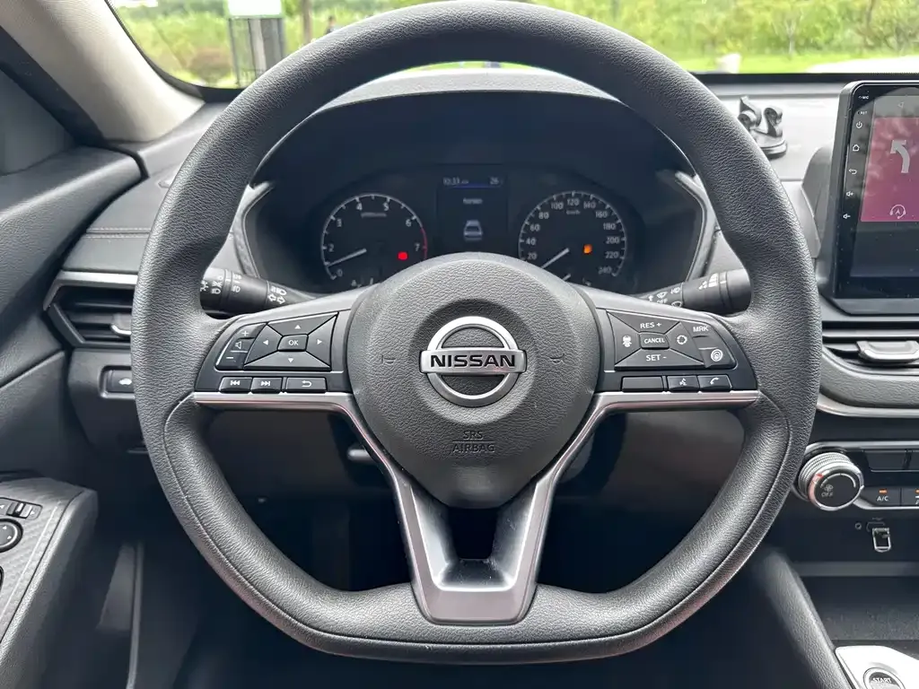 Nissan Teana — фото 4