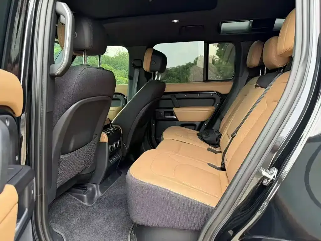 Land Rover Defender — фото 5