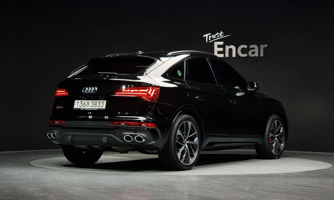 Audi SQ5 — фото 6