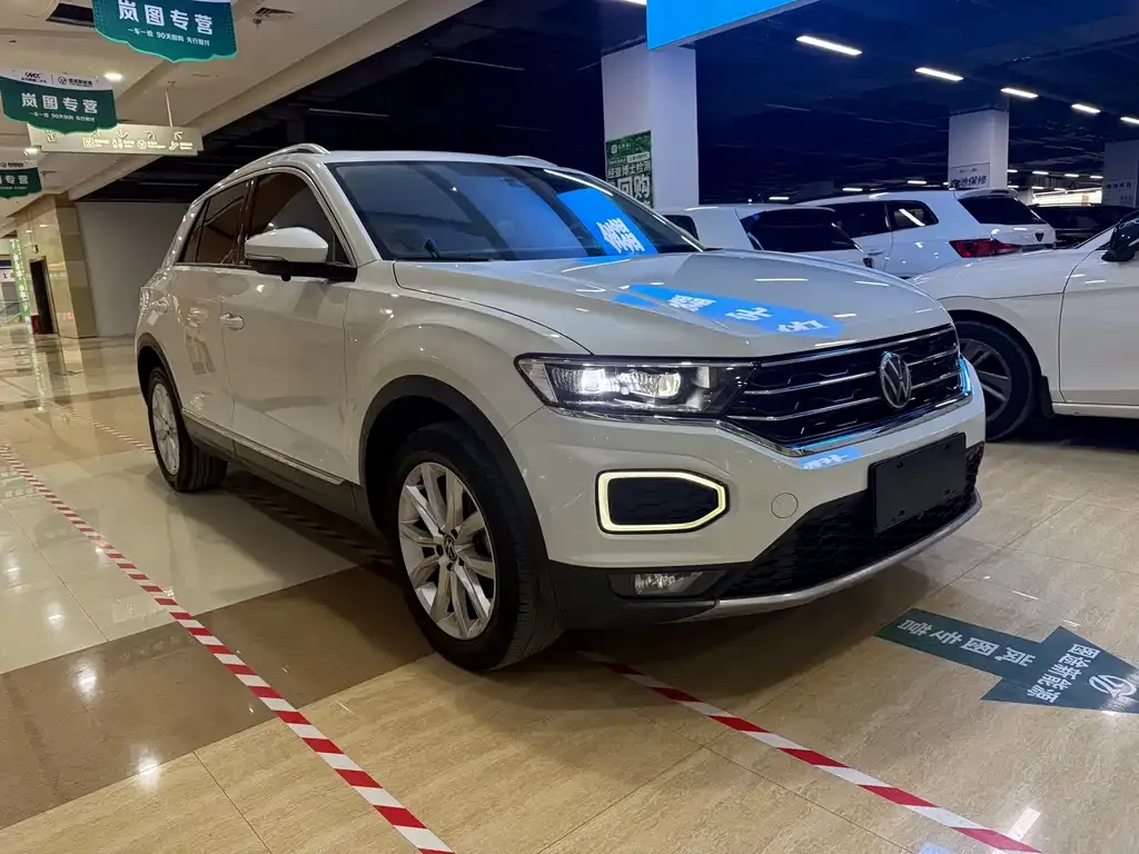 Volkswagen T-Roc — фото 4