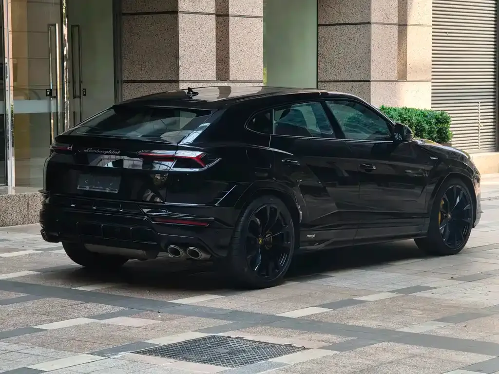 Lamborghini Urus — фото 4