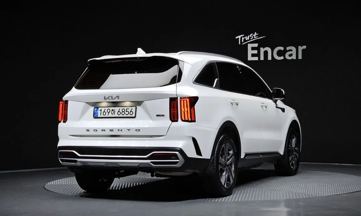 Kia Sorento — фото 3