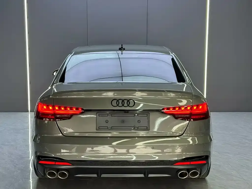 Audi S4 — фото 8