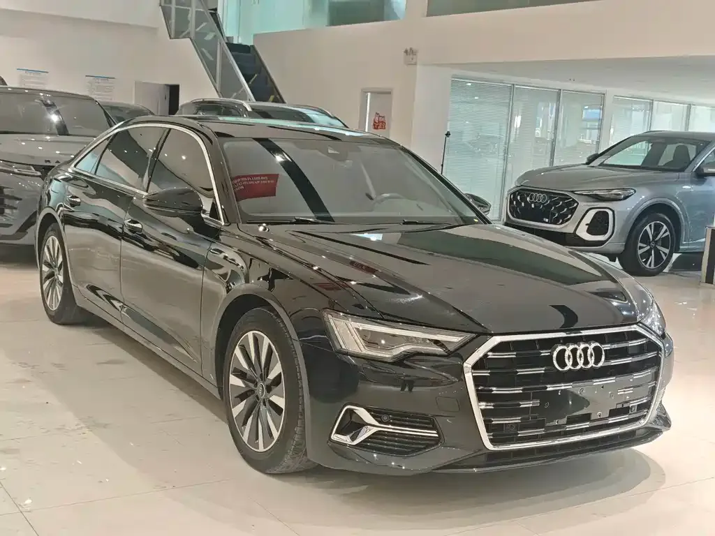 Audi A6L — фото 7