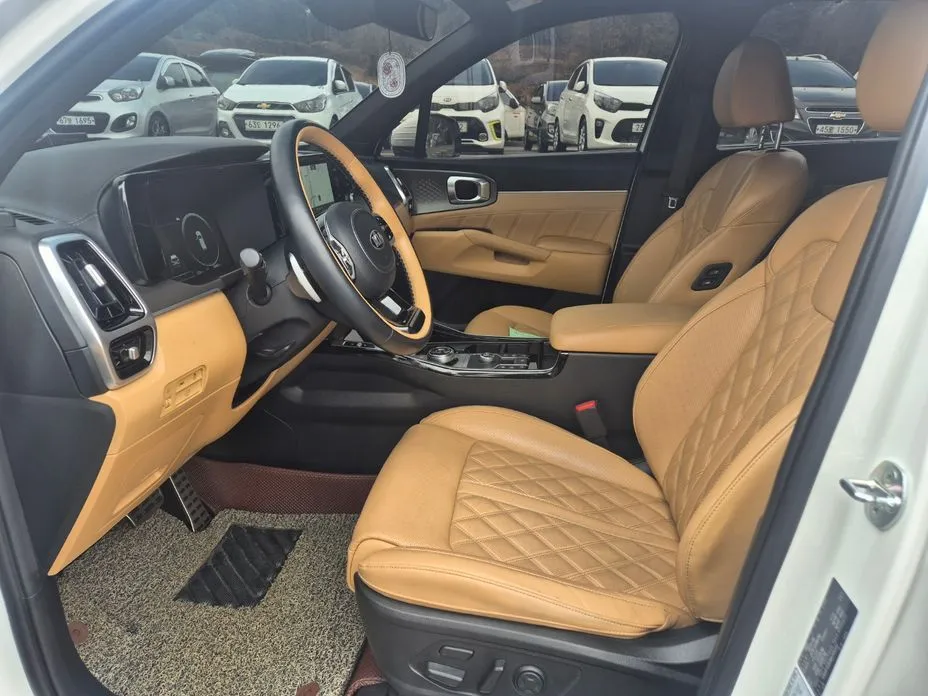 Kia Sorento — фото 10
