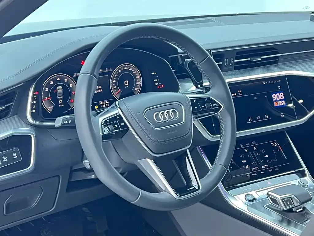 Audi A6L — фото 7