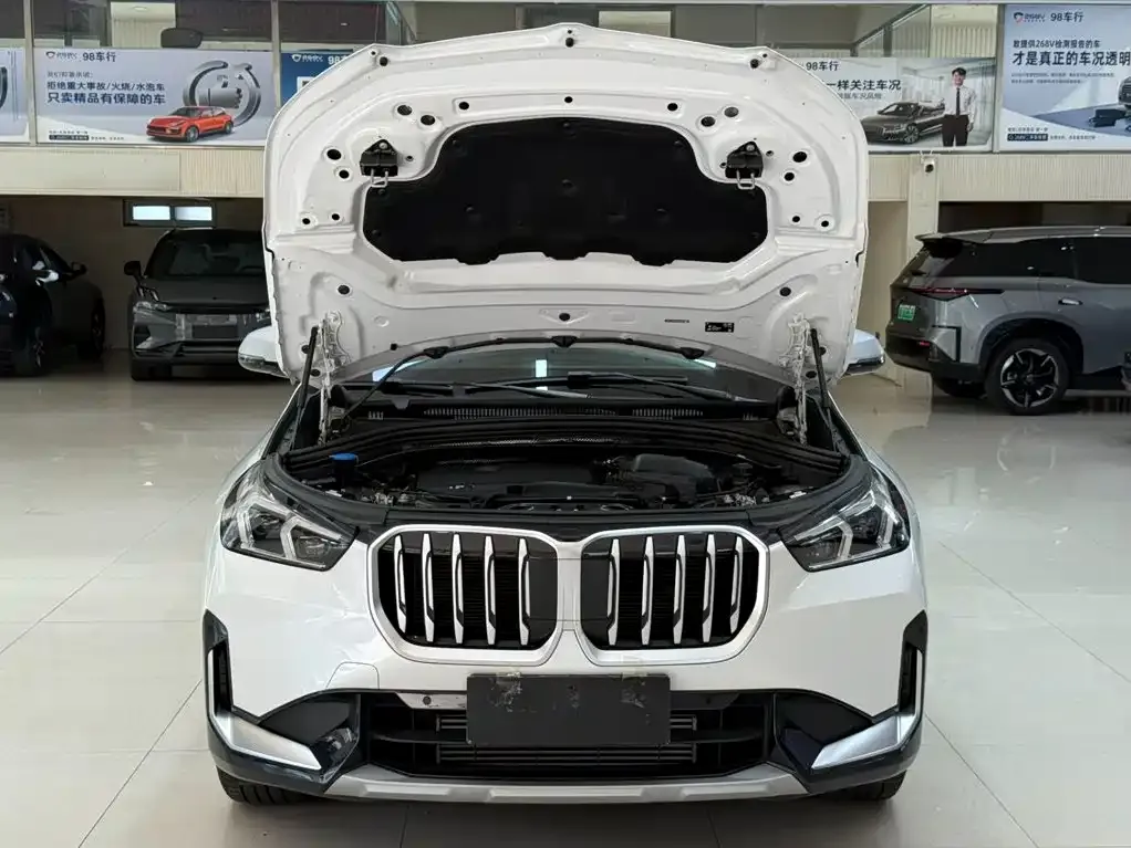 BMW X1 — фото 6