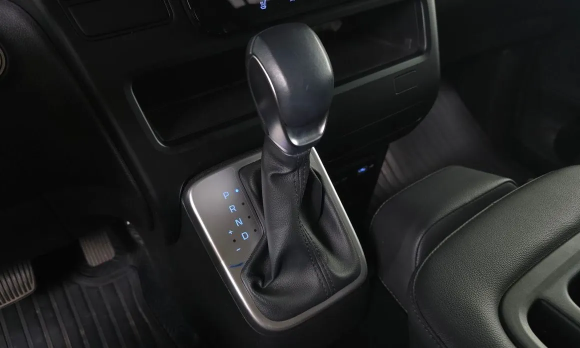 Hyundai Staria — фото 3
