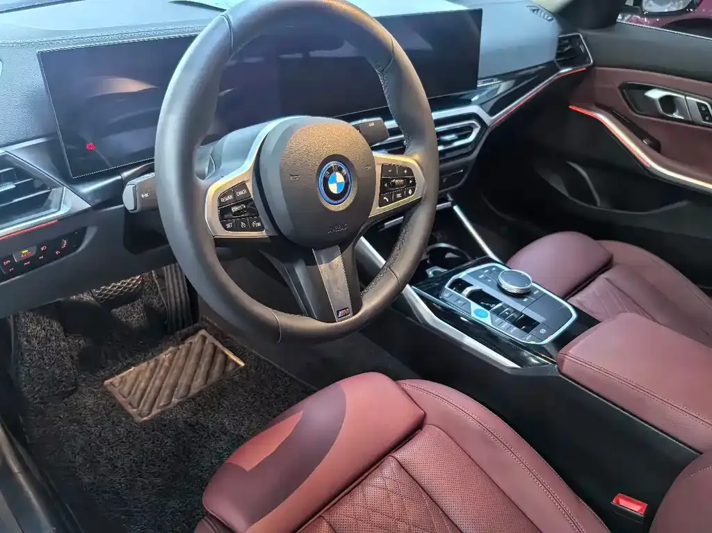 BMW i3 — фото 8