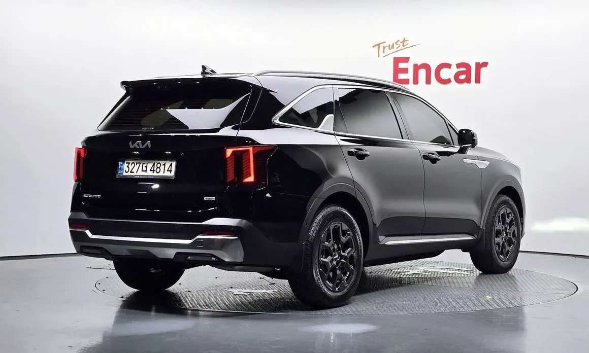 Kia Sorento — фото 5