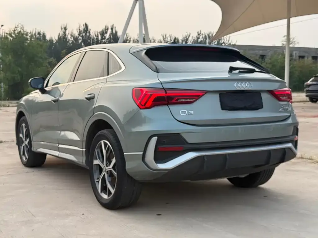 Audi Q3 Sportback — фото 5