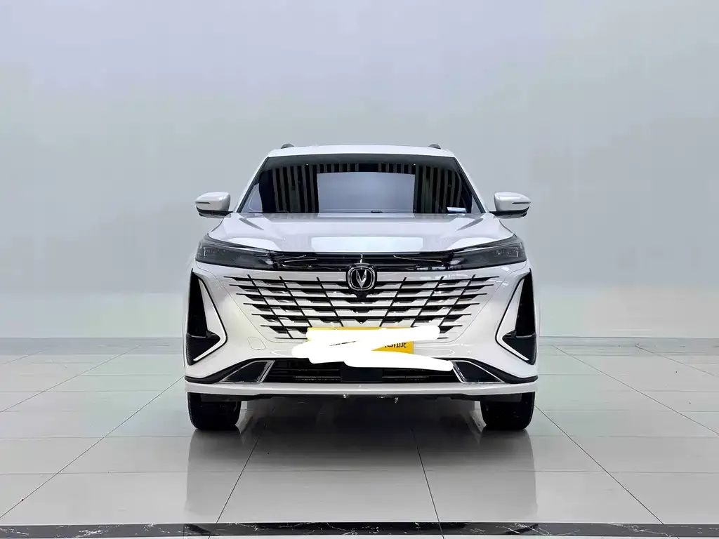 Changan CS75PLUS — фото 9
