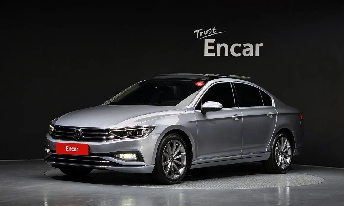 Volkswagen Passat — фото 1