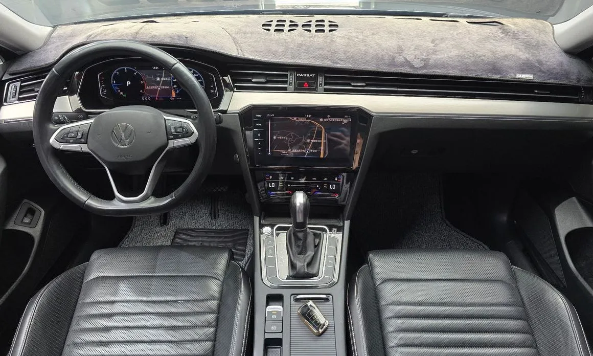 Volkswagen Passat — фото 8