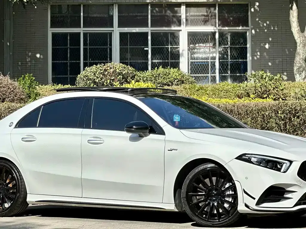 Mercedes-Benz A-Class AMG — фото 3
