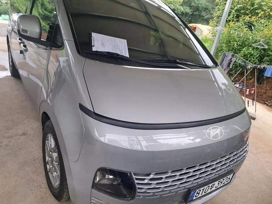 Hyundai Staria — фото 1