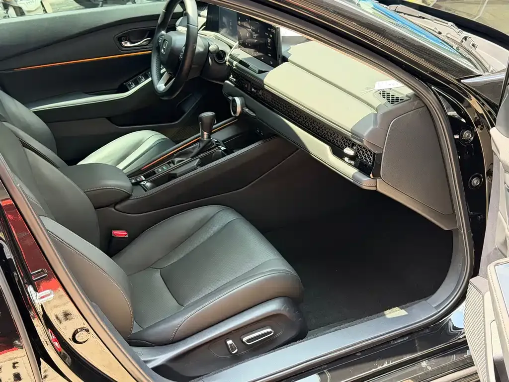 Honda Accord — фото 4