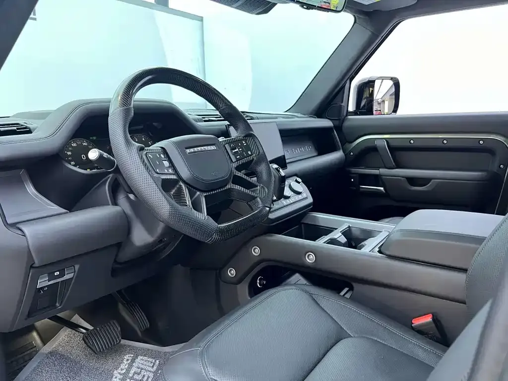 Land Rover Defender — фото 7