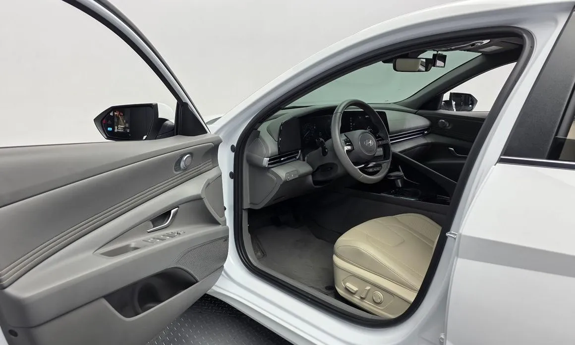 Hyundai AVANTE — фото 6