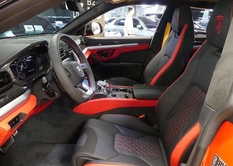 Lamborghini Urus — фото 3