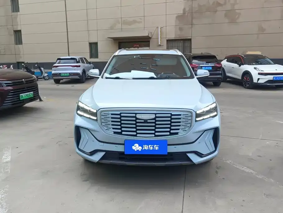 Geely Xingyue L — фото 3