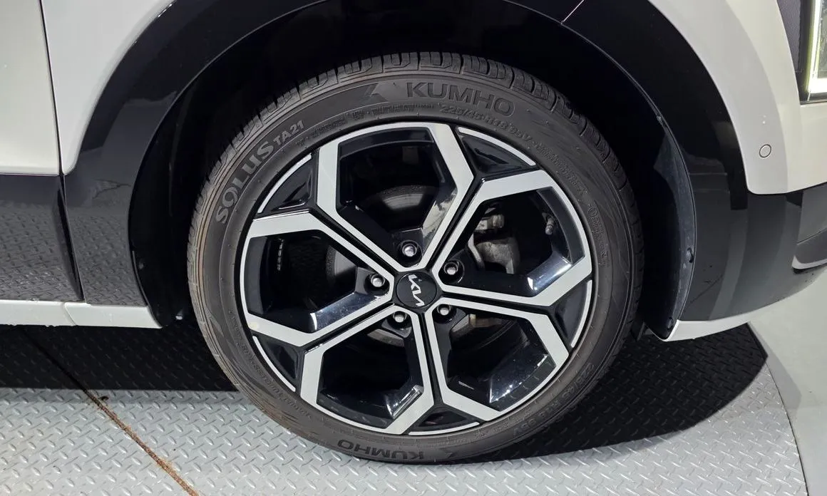 Kia Niro — фото 10