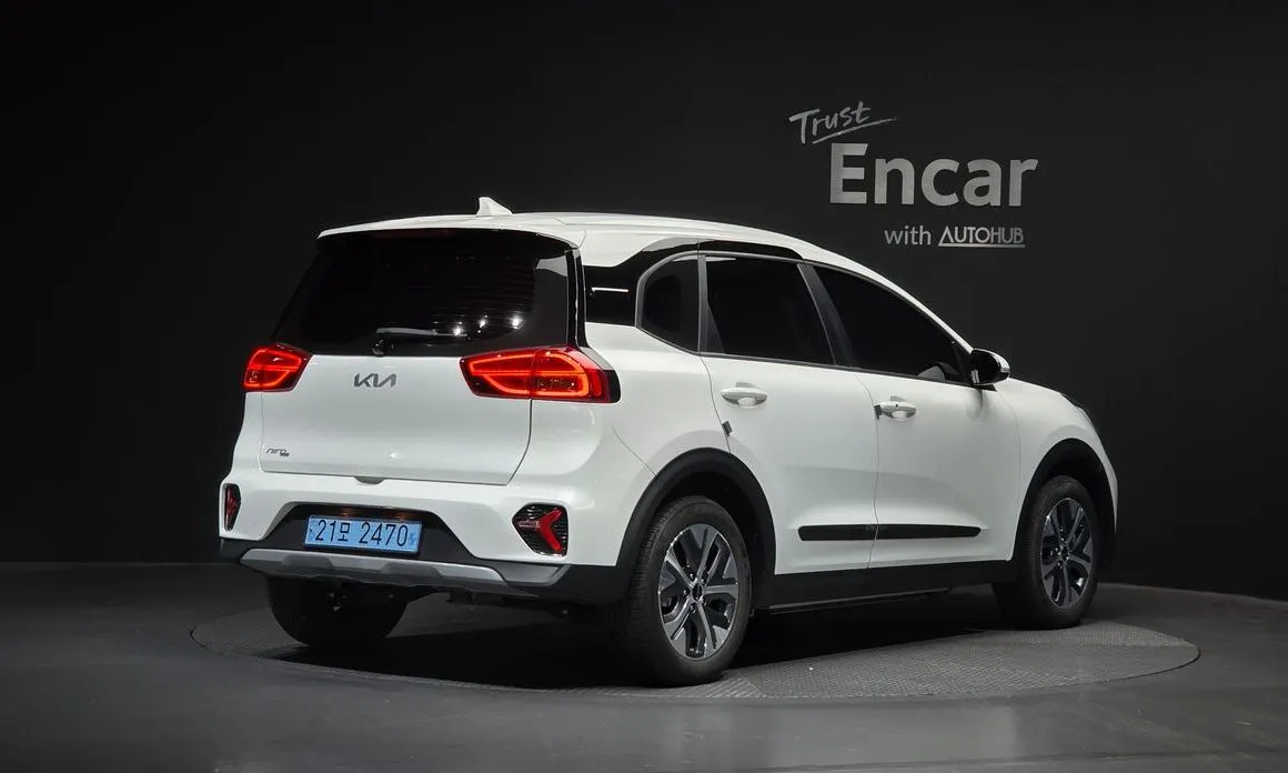 Kia Niro — фото 8