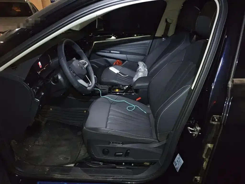 Volkswagen Passat — фото 9