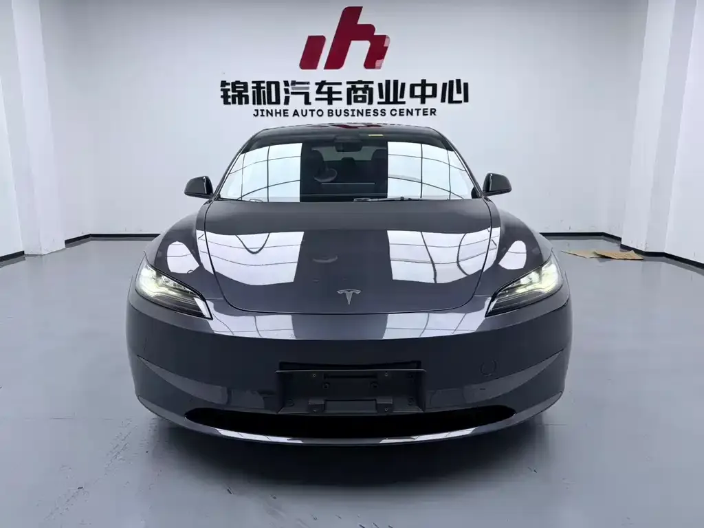 Tesla Model 3 — фото 6