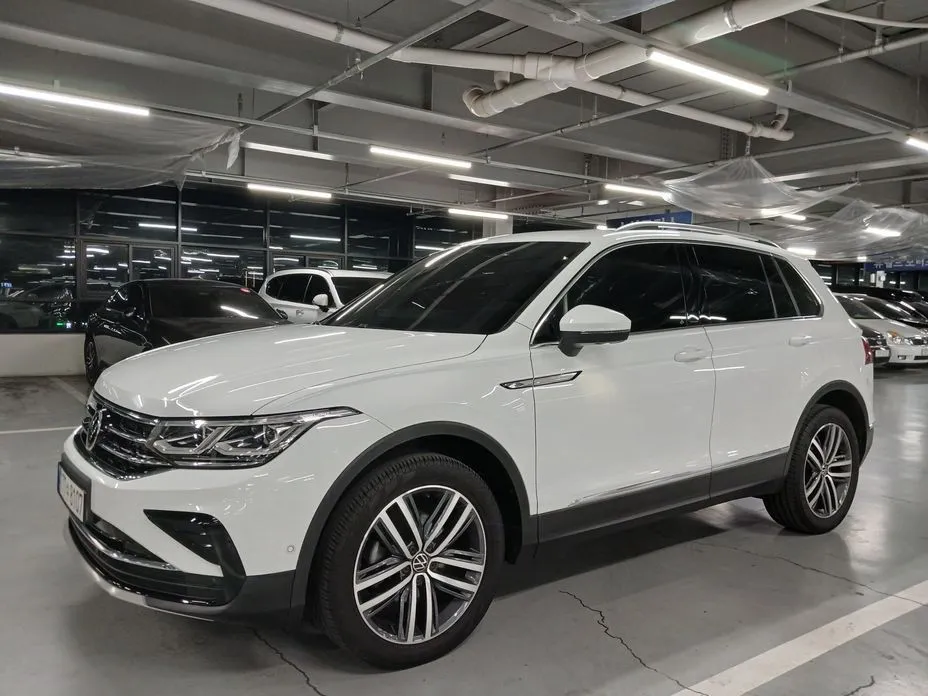 Volkswagen Tiguan — фото 1