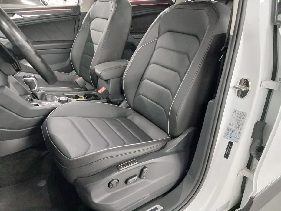 Volkswagen Tiguan — фото 7