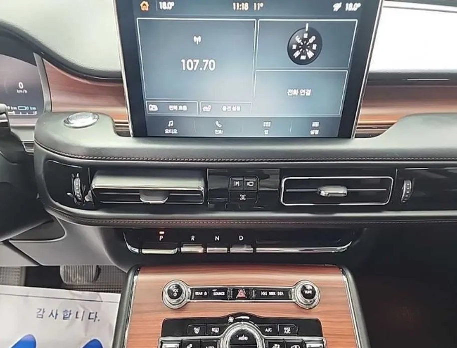 Lincoln Aviator — фото 10