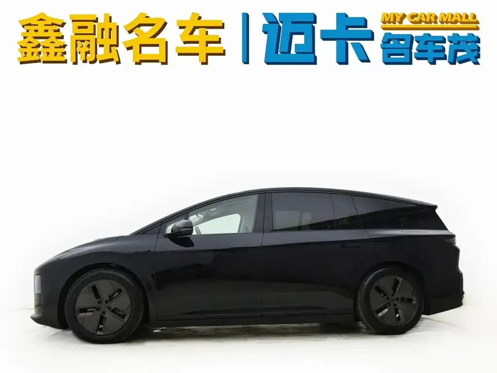 Li Auto i8 — фото 10