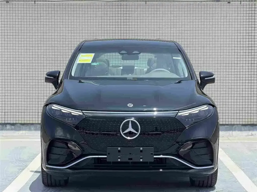 Mercedes-Benz EQS SUV — фото 4