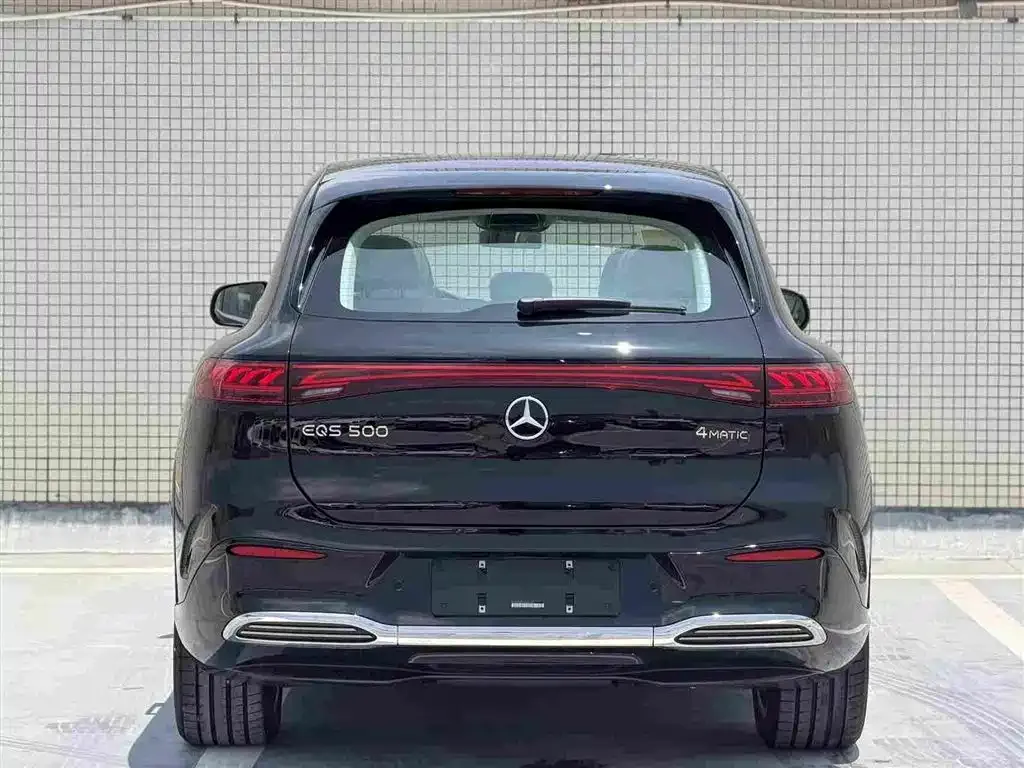Mercedes-Benz EQS SUV — фото 6