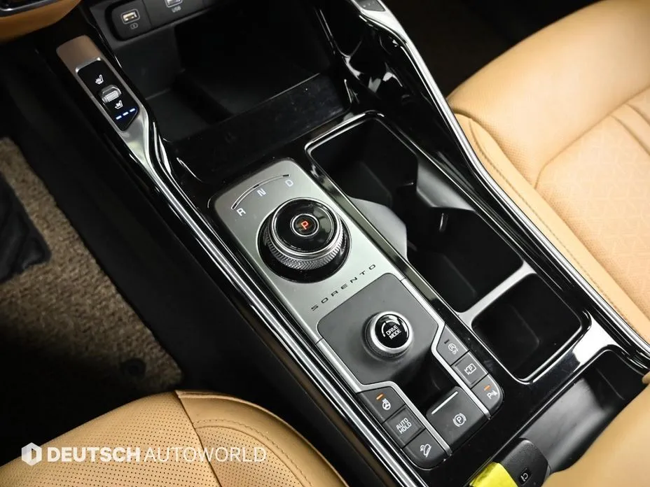 Kia Sorento — фото 10