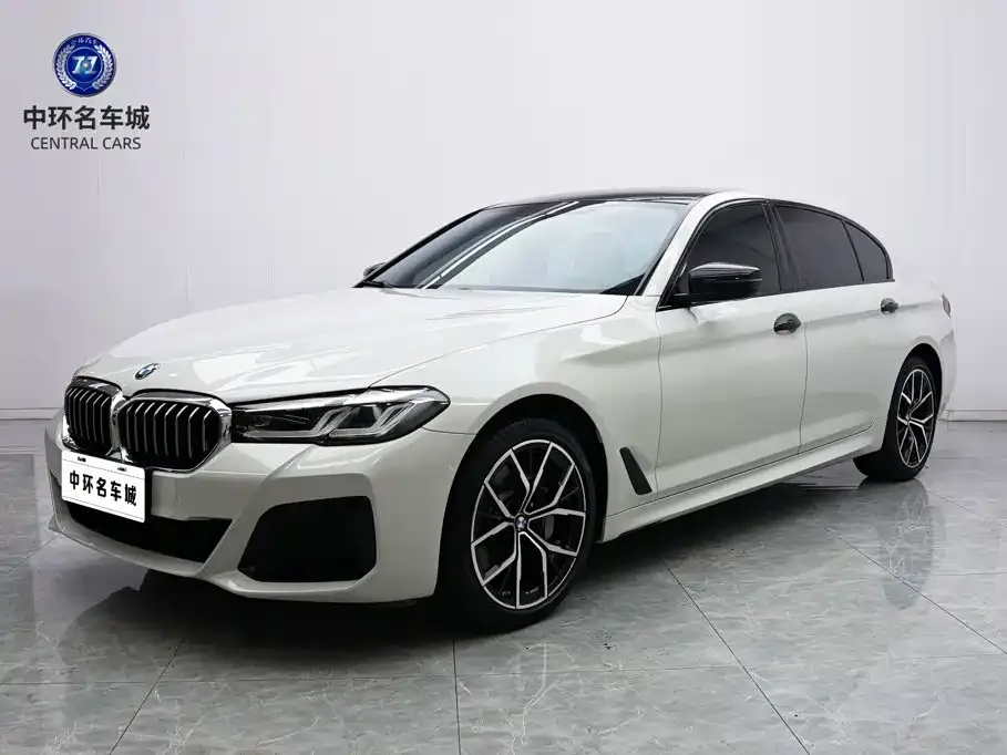 BMW 5 Series — фото 1
