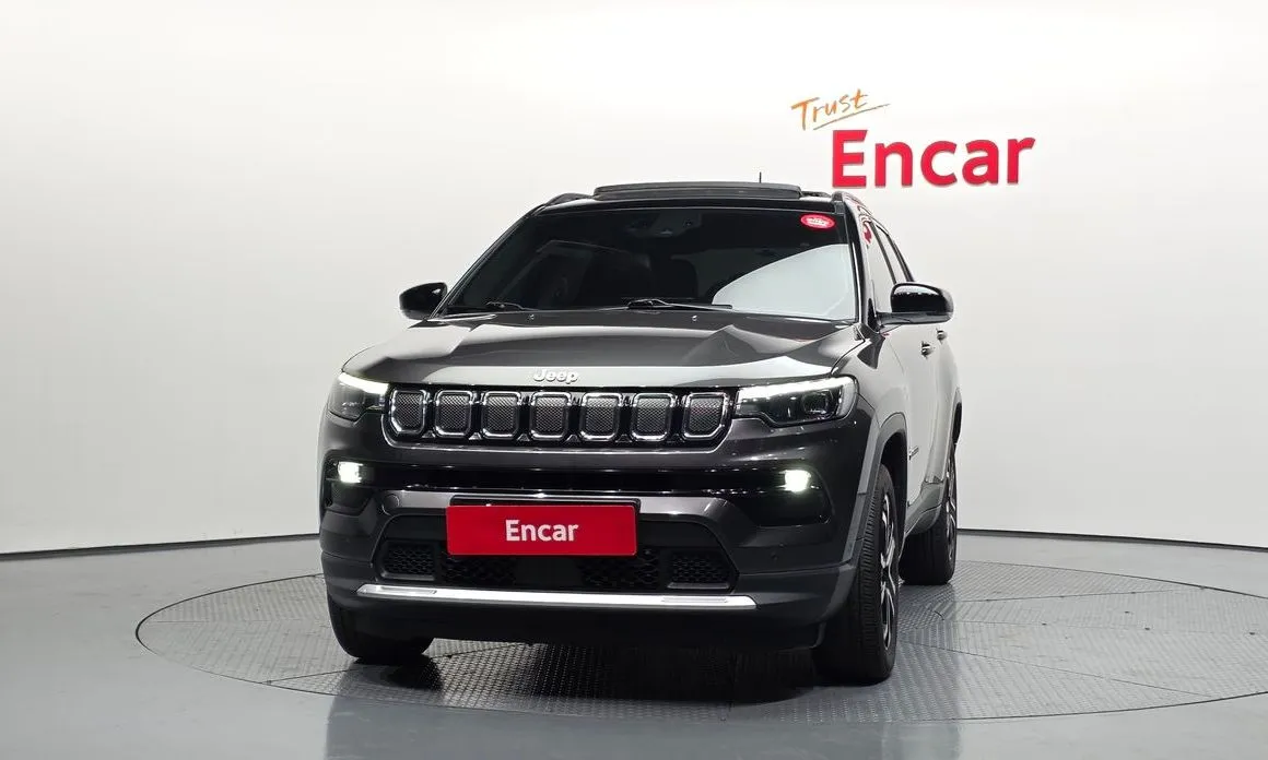 Jeep Compass — фото 4