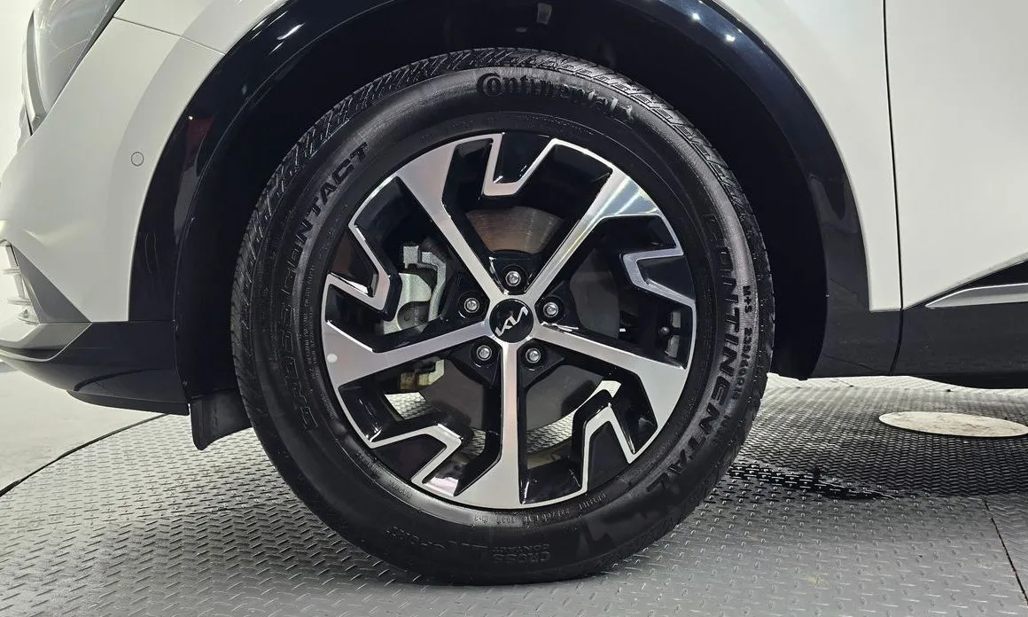 Kia Sportage — фото 8
